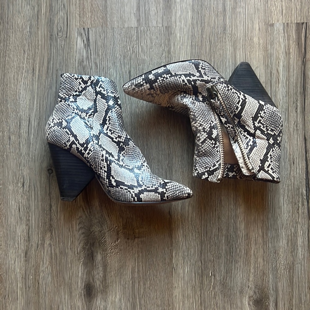Splendid women’s shoes